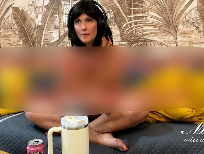 Gamergirl abgefi**t und zugesaut (The ultimate Doertie p*rn)